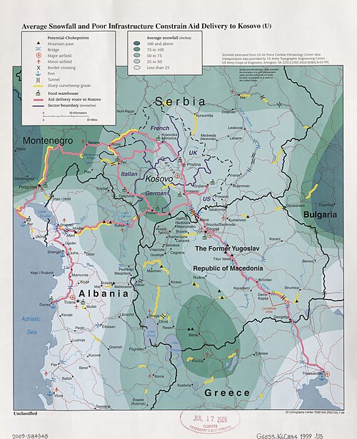 Průměrné sněžení a špatná infrastruktura omezují dodávky pomoci na Kosovu