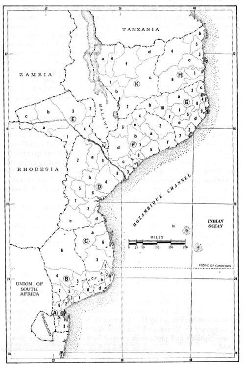 Mozambik, mapa административních divizí kolem 1965