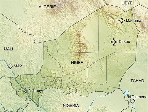Niger reliéf a poloha + Madama